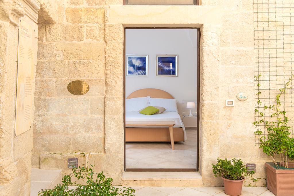 Suite Palace Castromediano Lecce Ngoại thất bức ảnh