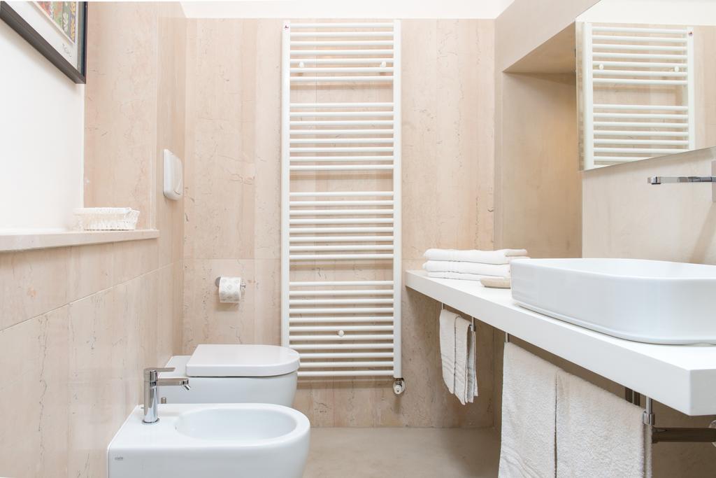 Suite Palace Castromediano Lecce Ngoại thất bức ảnh