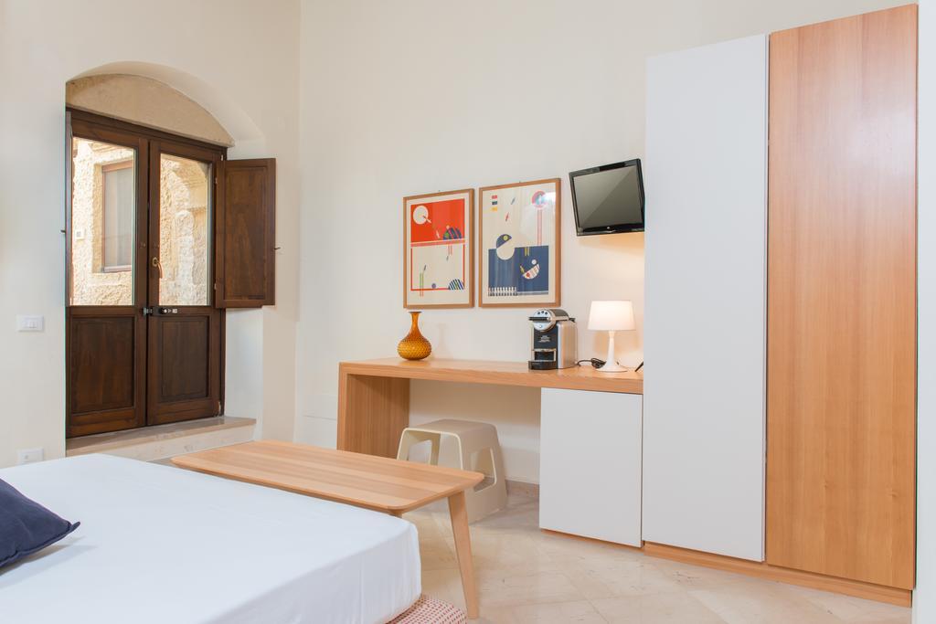 Suite Palace Castromediano Lecce Ngoại thất bức ảnh