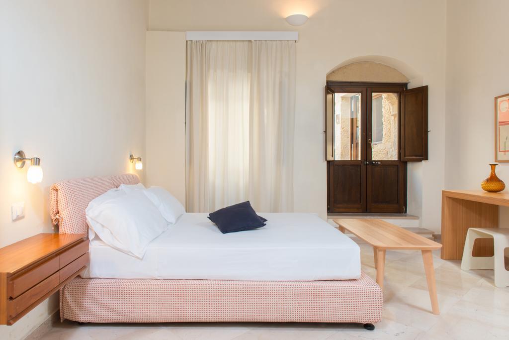 Suite Palace Castromediano Lecce Ngoại thất bức ảnh