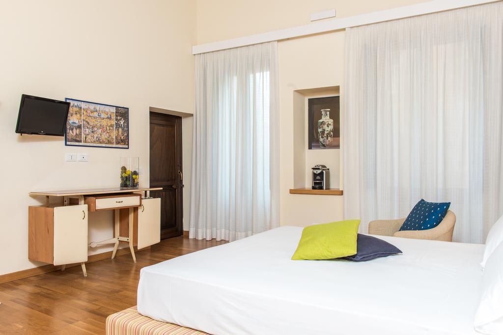 Suite Palace Castromediano Lecce Ngoại thất bức ảnh