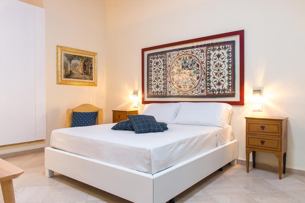 Suite Palace Castromediano Lecce Ngoại thất bức ảnh